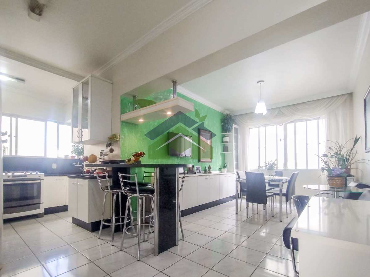  - Edifício Jaguari: Amplitude e Conceito Aberto no Coração do Centro Histórico